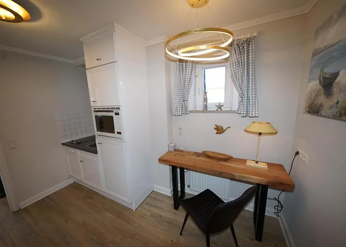 Strandvilla Strand-loft Апартаменты *